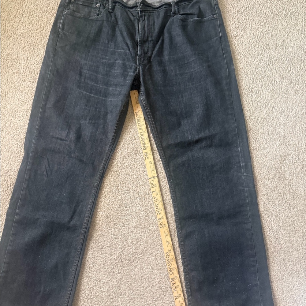 Levi's 559 Straight Jeans in Washed Black